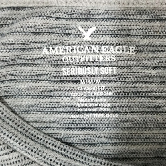 AEO Men's Gray Seriously Soft Classic Fit Shirt - Picture 5 of 6